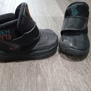 😍Kids Nike Kyrie 6 Unisex Nike sneakers😍